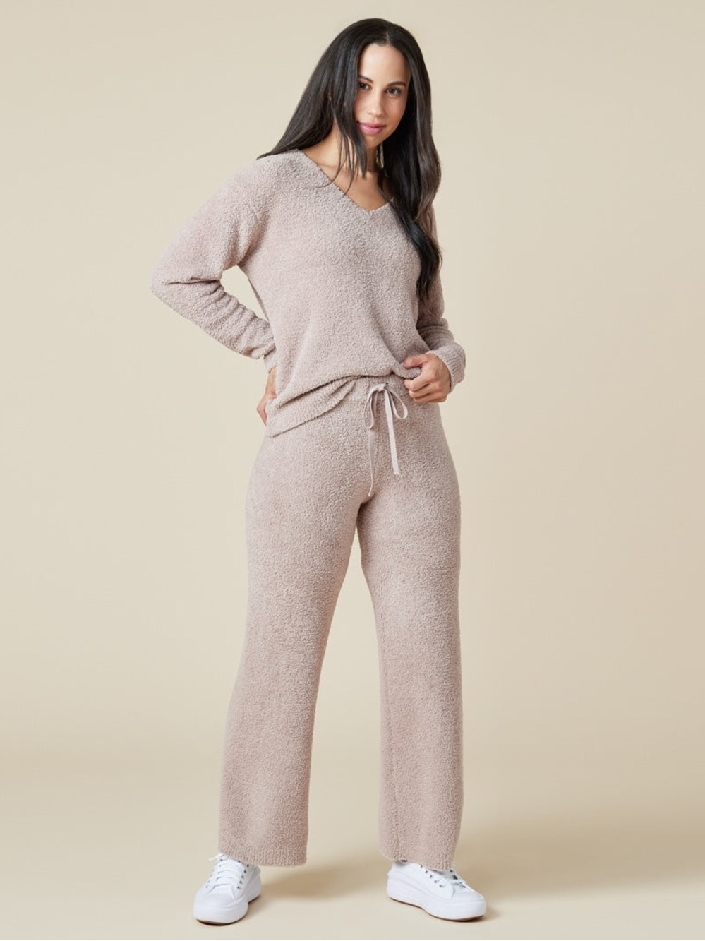 Softies Coco Marshmallow V-Neck Lounge Set